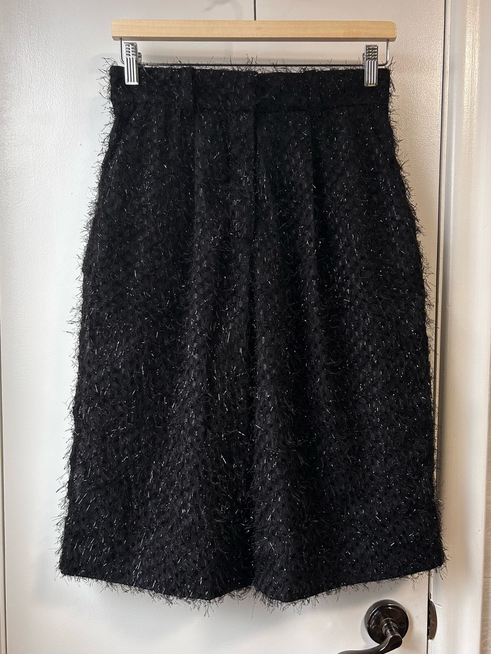 New COS Tailored Feathered Long Shorts - Picture 5 of 12
